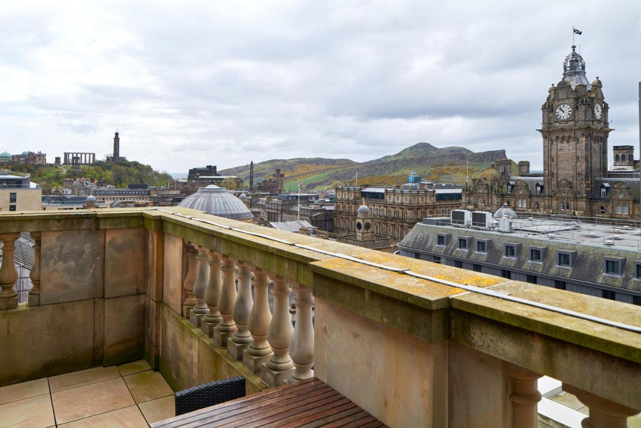 Cheval The Edinburgh Grandアパートホテル エクステリア 写真 The view from the rooftop terrace